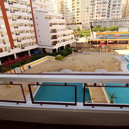 Club Praia Rocha With Pool III Apartamento *